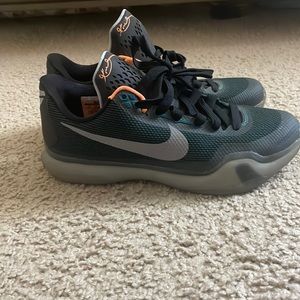 Kobe basketball shoes
